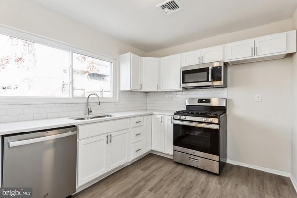 Interior, Kitchen, Stainless Steel Appliances, Wood Texture Flooring