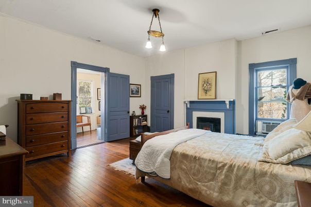 Bedroom, Fireplace, Interior, Pendant Lights, Wood Texture Flooring