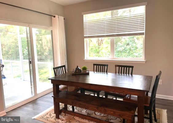 Dining room, Interior, Wood Texture Flooring