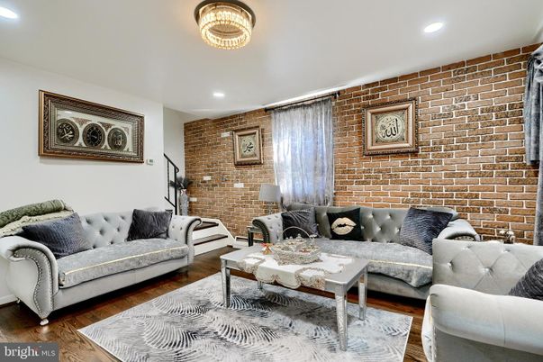 Interior, Living room, Recessed Lighting, Stone Walls, Wood Texture Flooring