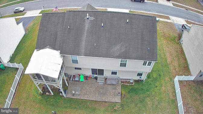 Exterior, Drone