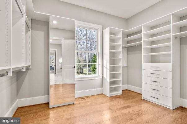 Interior, Recessed Lighting, Walk-in Closets, Wood Texture Flooring