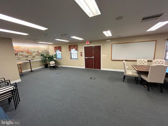 Dining room, Interior, Recessed Lighting