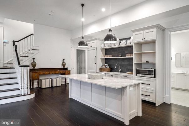 Interior, Kitchen, Pendant Lights, Recessed Lighting, Wood Texture Flooring