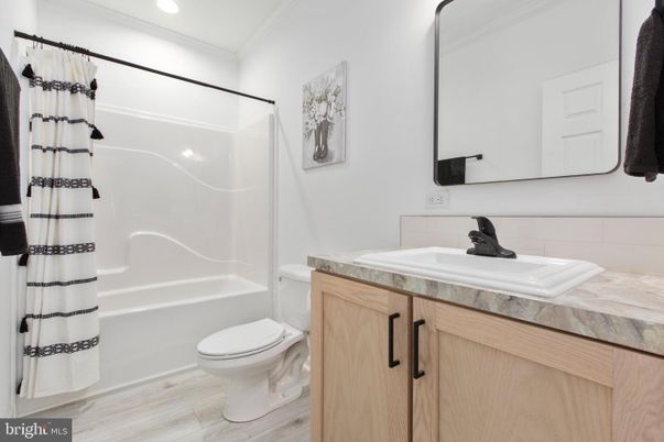 Bathroom, Interior, Recessed Lighting, Wood Texture Flooring