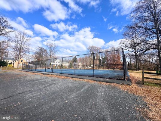 Exterior, Tennis Courts