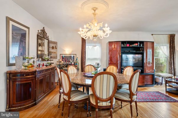 Chandelier, Dining room, Interior, Wood Texture Flooring