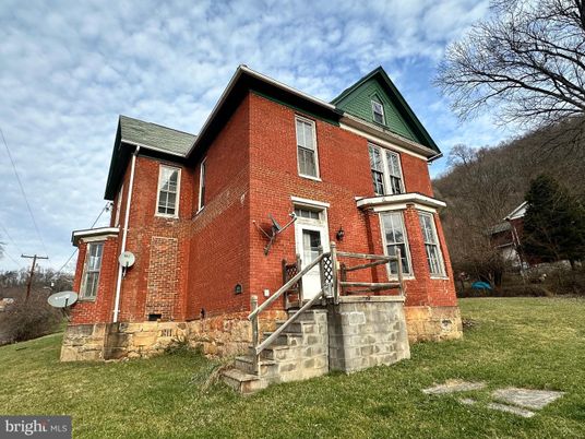 Exterior, Facade, Brick Facade, Tudor Revival