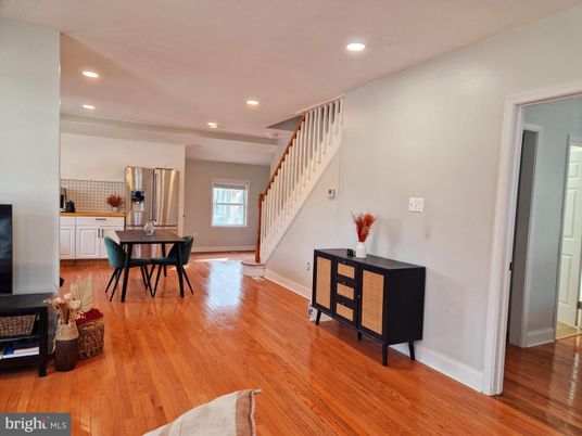 Dining room, Interior, Kitchen, Recessed Lighting, Stainless Steel Appliances, Wood Texture Flooring