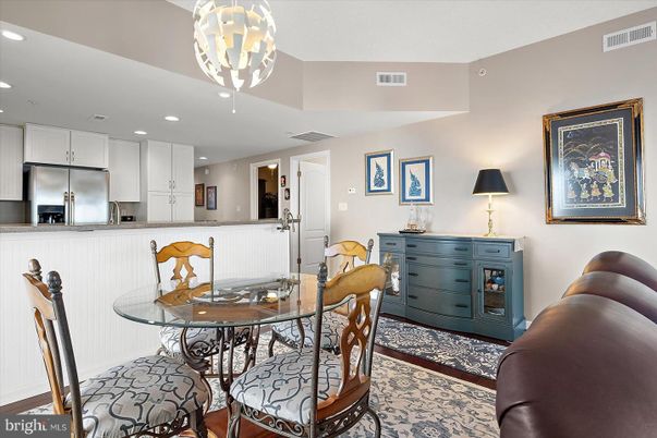 Dining room, Interior, Kitchen, Recessed Lighting, Stainless Steel Appliances