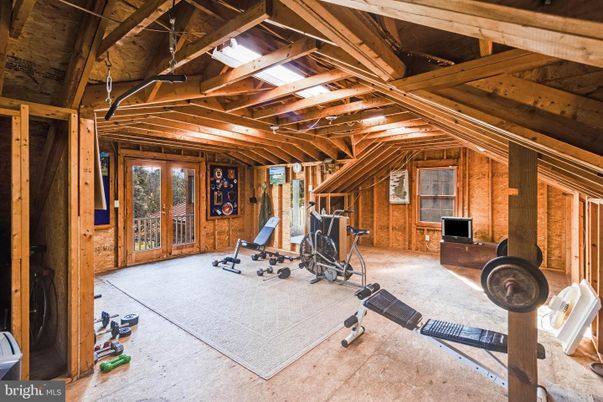 Fitness Equipment, Interior, Wooden Beams, Wooden Walls