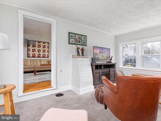 Fireplace, Interior, Living room