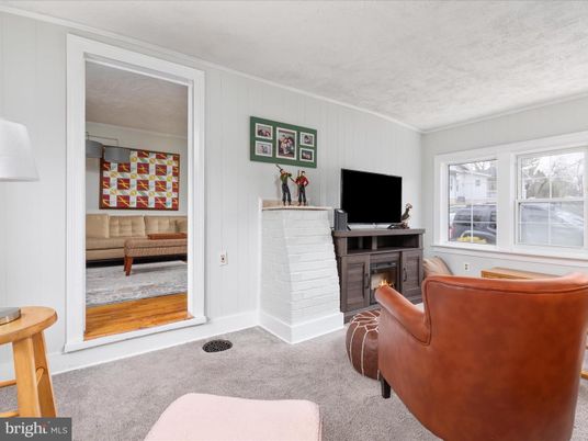 Fireplace, Interior, Living room