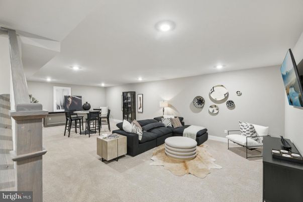 Dining room, Interior, Living room, Recessed Lighting