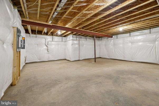Garage, Interior, Wooden Beams, Wooden Ceilings
