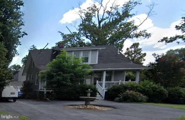 Exterior, Facade, Cape Cod