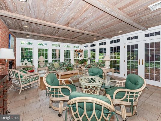 Interior, Living room, Recessed Lighting, Wooden Beams, Wooden Ceilings