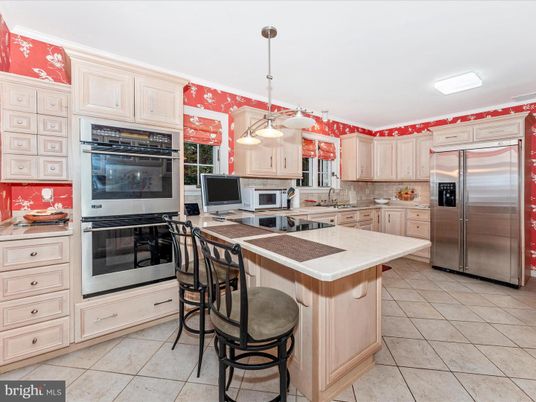 Interior, Kitchen, Pendant Lights, Stainless Steel Appliances