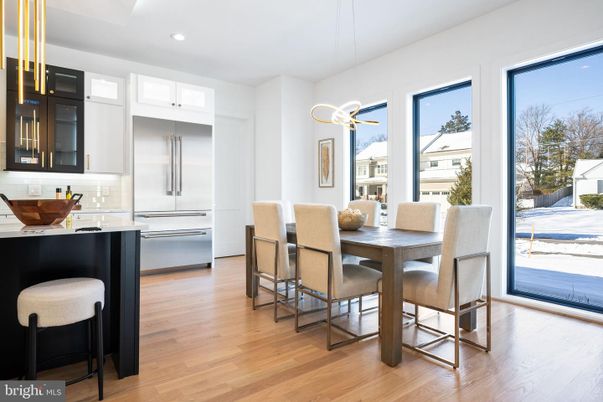 Dining room, Interior, Kitchen, Pendant Lights, Recessed Lighting, Wood Texture Flooring