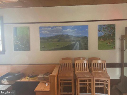 Dining room, Interior