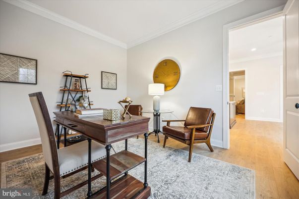 Home Office, Interior, Recessed Lighting, Wood Texture Flooring