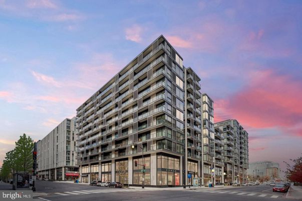 Exterior, Facade, Condo Building