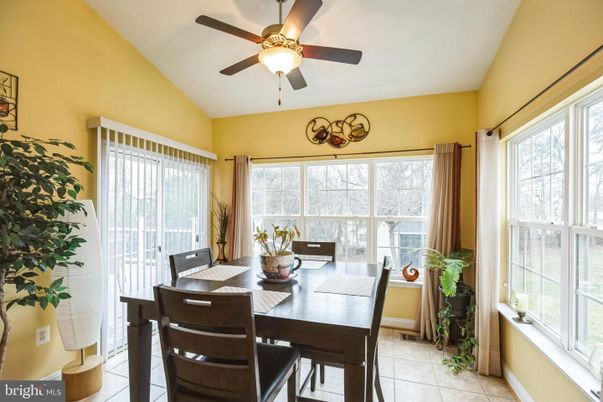 Dining room, Interior