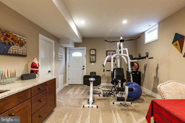 Fitness Equipment, Interior, Recessed Lighting
