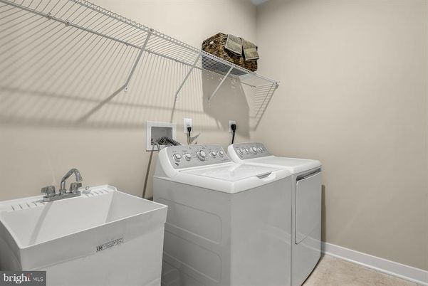 Interior, Washer