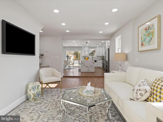 Interior, Kitchen, Living room, Recessed Lighting, Wood Texture Flooring