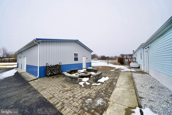 Backyard, Detached Garage, Exterior