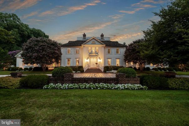 Backyard, Exterior, Facade, Georgian
