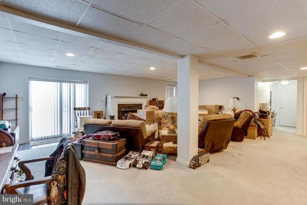 Fireplace, Interior, Living room, Recessed Lighting