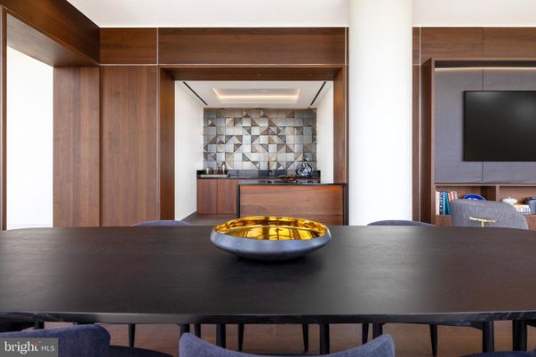 Dining room, Interior