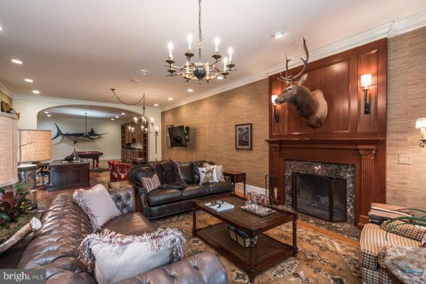 Chandelier, Fireplace, Interior, Living room, Pendant Lights, Recessed Lighting