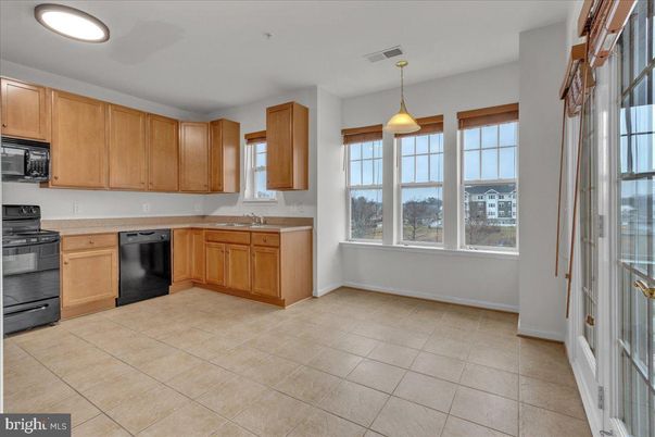Interior, Kitchen, Pendant Lights, Recessed Lighting
