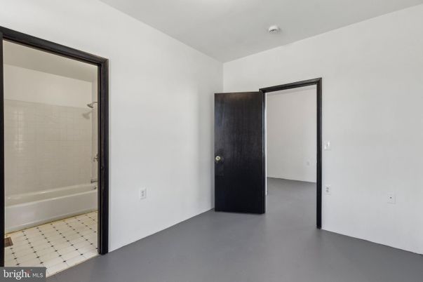 Bathroom, Empty room, Interior
