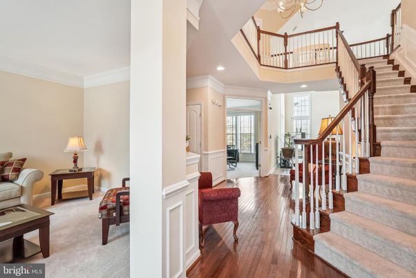 Chandelier, Interior, Recessed Lighting, Wood Texture Flooring