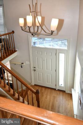 Chandelier, Interior, Wood Texture Flooring