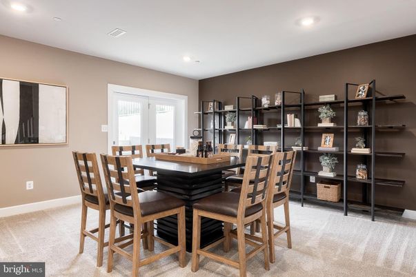 Dining room, Interior, Recessed Lighting