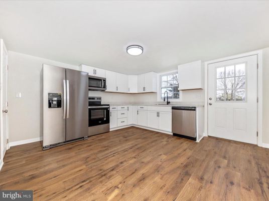 Interior, Kitchen, Stainless Steel Appliances, Wood Texture Flooring