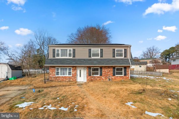 Exterior, Facade, Brick Facade, Split Level