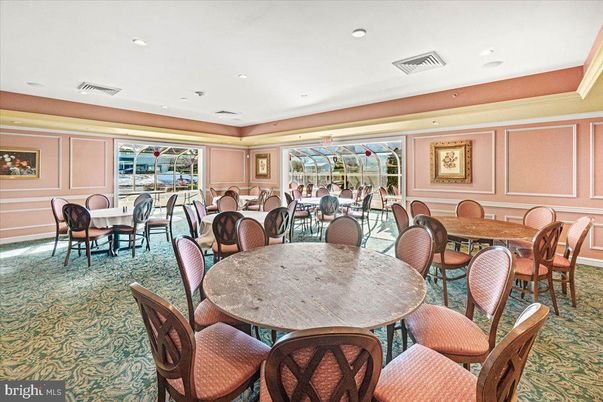 Dining room, Interior, Recessed Lighting