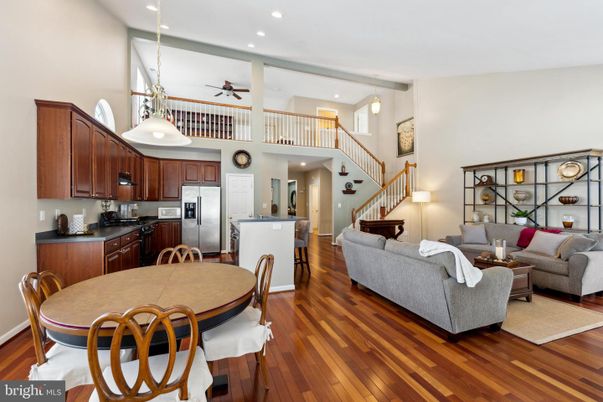 Dining room, Interior, Kitchen, Living room, Pendant Lights, Recessed Lighting, Stainless Steel Appliances, Wood Texture Flooring