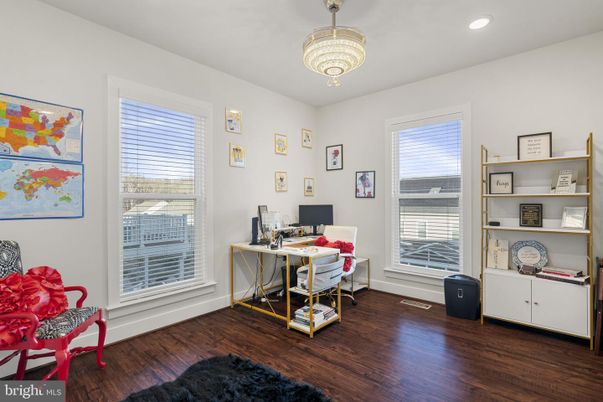 Home Office, Interior, Recessed Lighting, Wood Texture Flooring