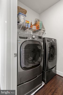 Interior, Utility Closets, Washer, Wood Texture Flooring