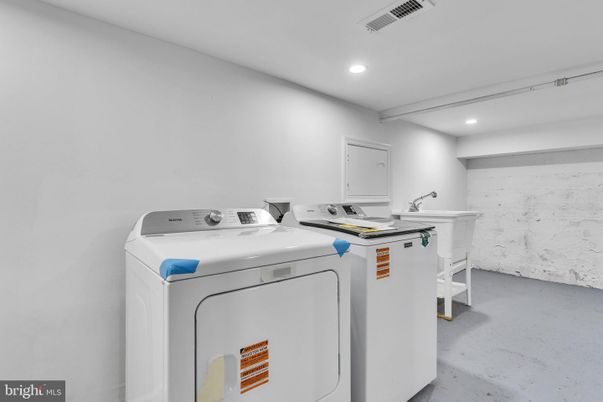 Interior, Recessed Lighting, Washer