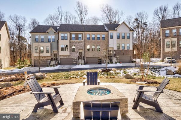 Exterior, Facade, Brick Facade, Pool, French Provincial