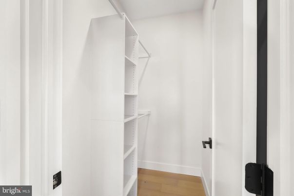 Interior, Walk-in Closets, Wood Texture Flooring