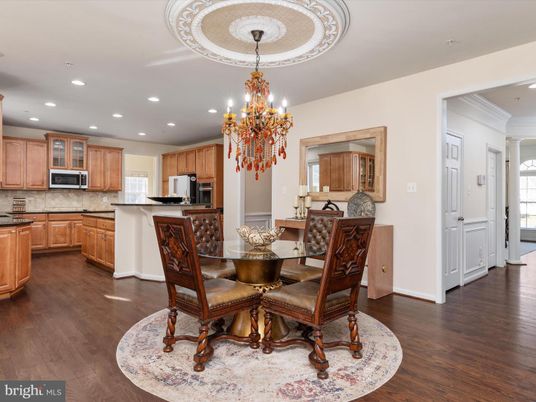 Chandelier, Dining room, Interior, Kitchen, Recessed Lighting, Wood Texture Flooring
